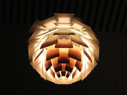 Artichoke lamp