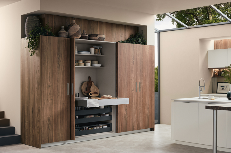 Lounge kitchen system by Veneta Cucine