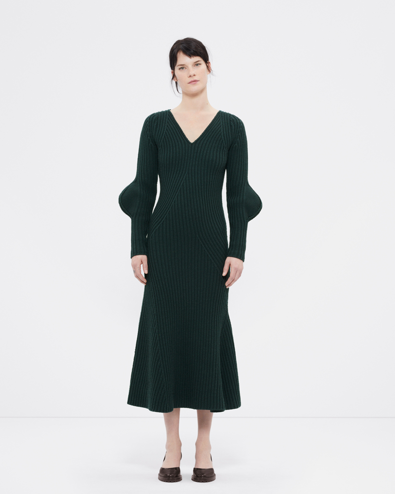 Knitted dress with organic ribs in sea moss green