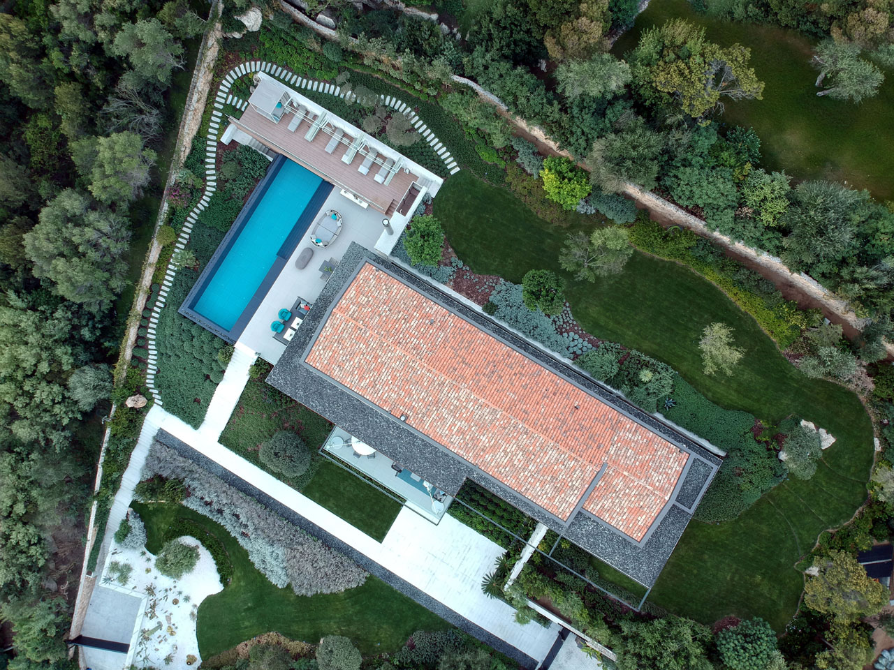 villa-emma-drone-shot