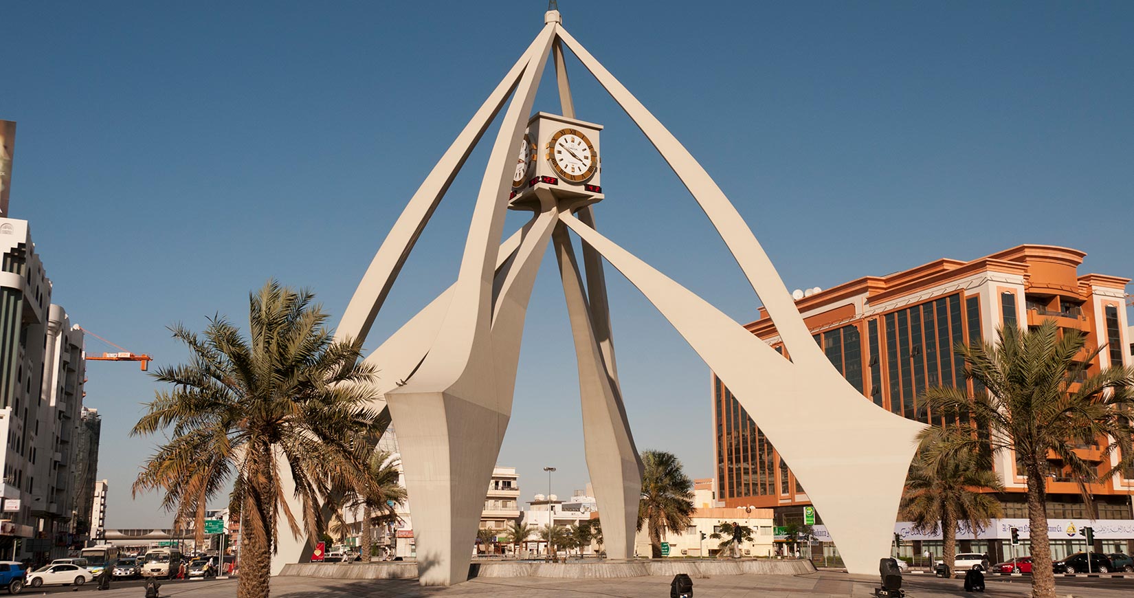 The Design Behind Dubai's Iconic Clock Tower Identity | atelier-yuwa ...