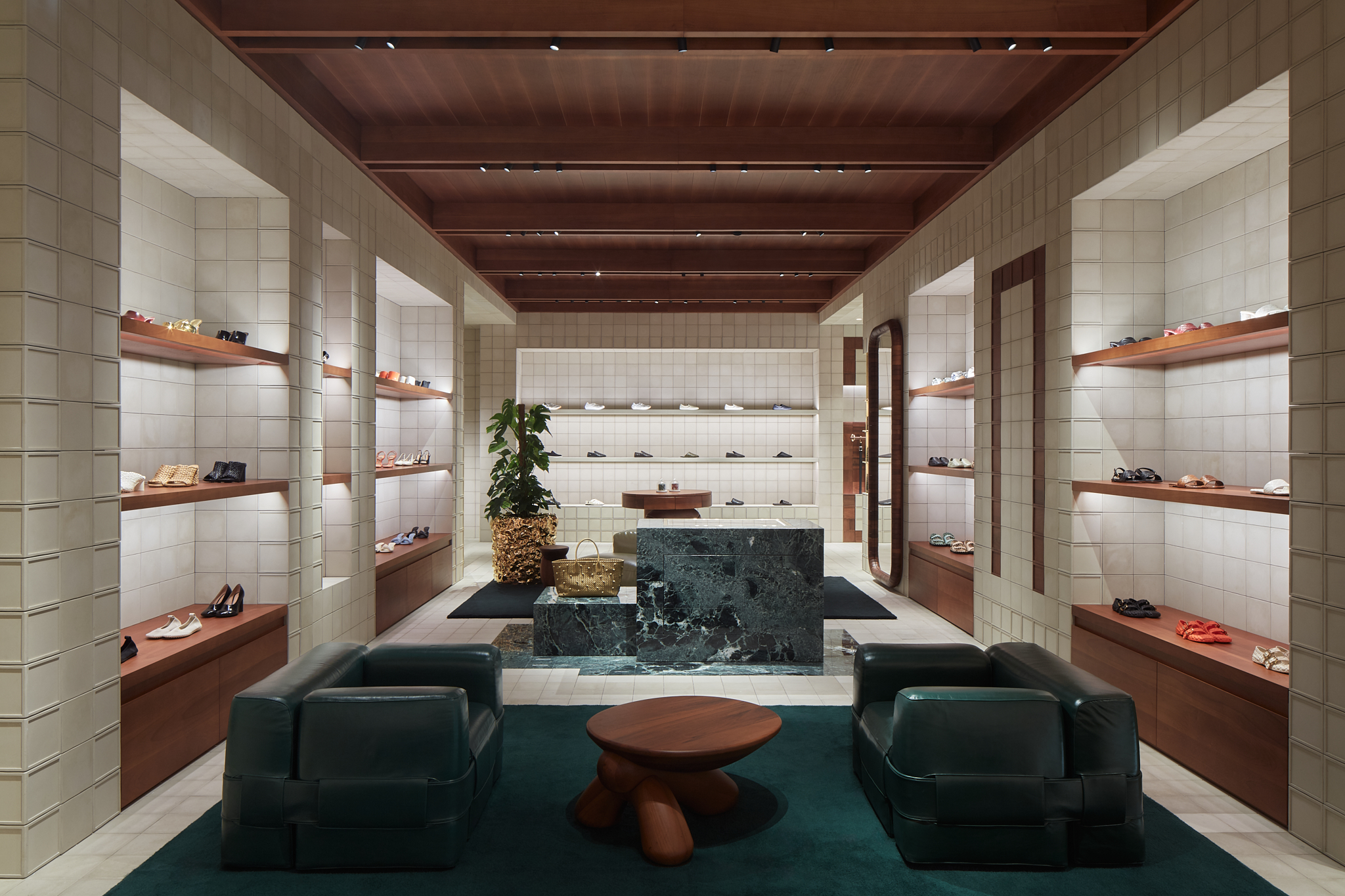 Bottega Veneta store - Mall of the Emirates