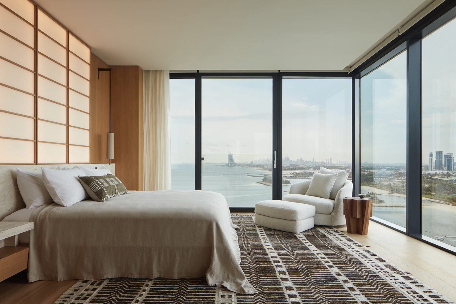 Curated visual reference: Fresh Look at A Penthouse On The Palm That Spells Coastal Luxury