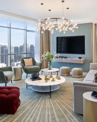 Penthouse in Dubai Marina by Lulie Fisher Design Studio